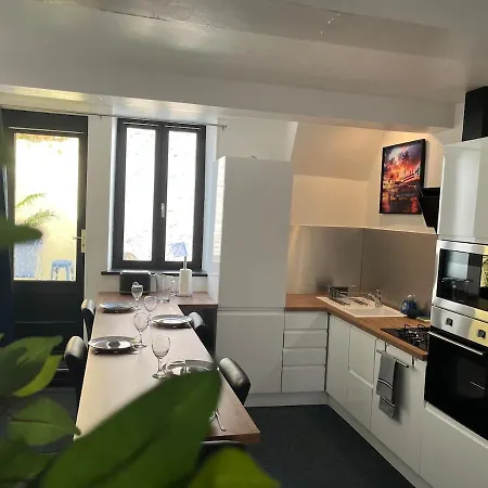 Maison Cosy Avec Cour Privee !